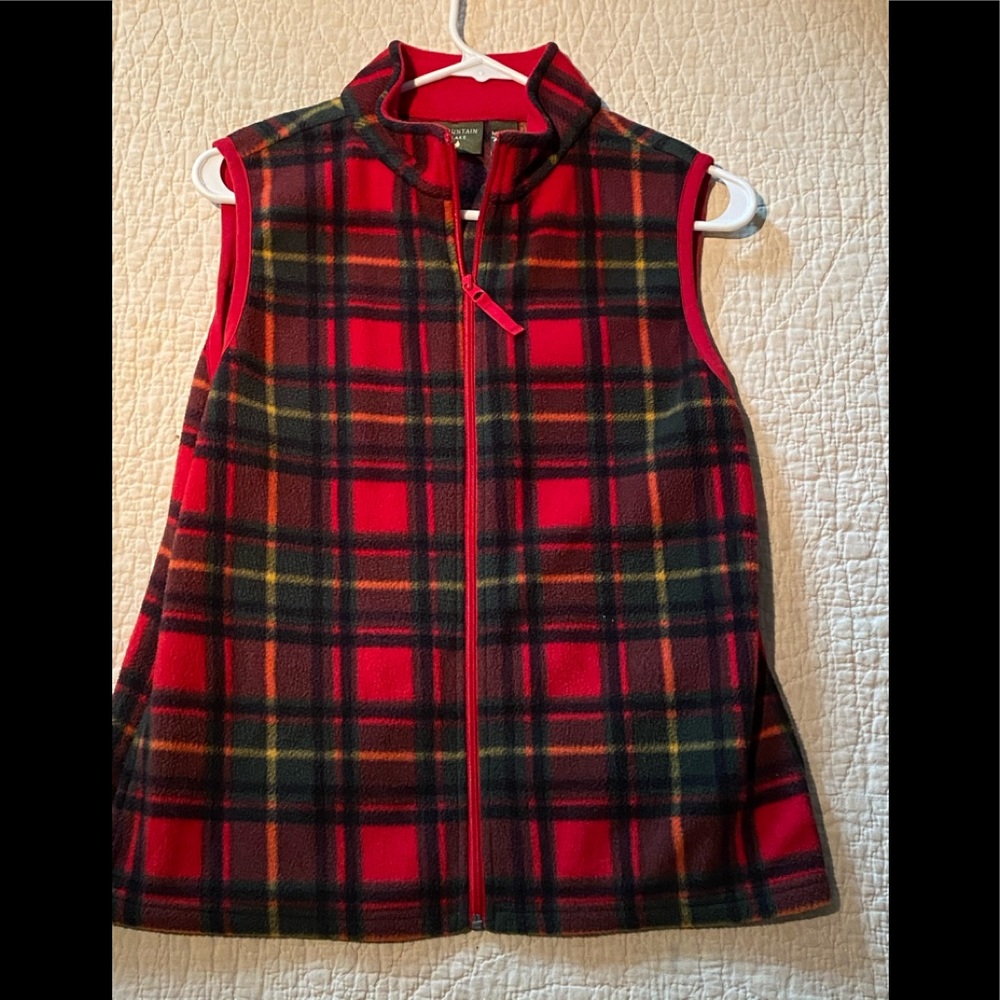 Vest size medium